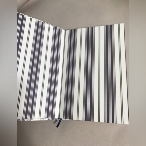 Dior note book - Picture 6 of 6